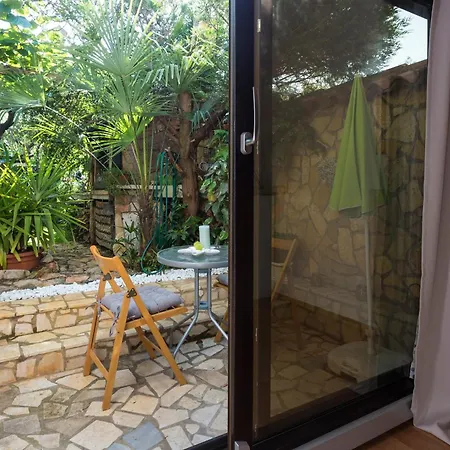 M&M Studio Apartments Rovinj Exterior photo
