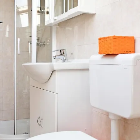 M&M Studio Apartments Rovinj Exterior photo